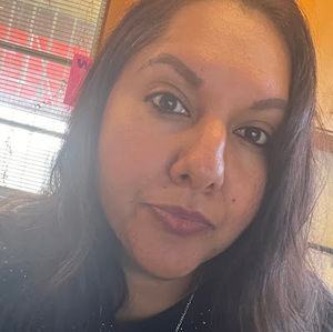 Meet your Posher, Gina